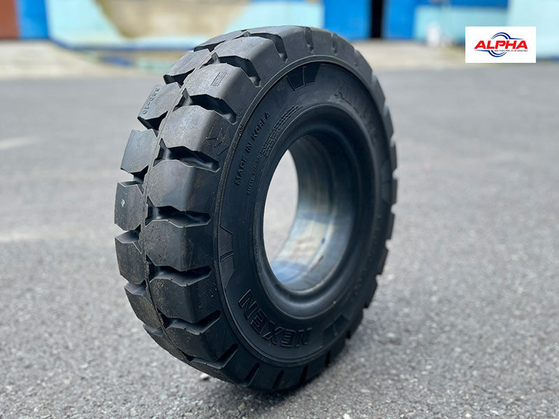 Vỏ xe nâng 650-10