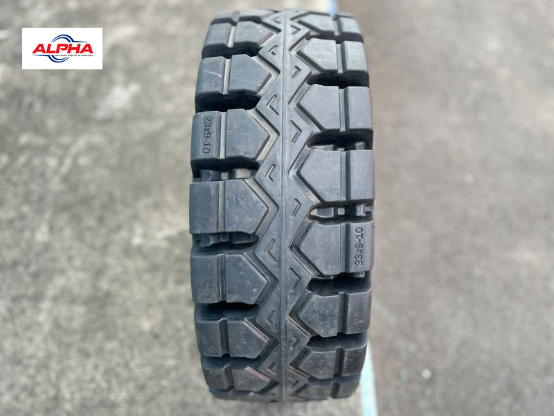 Lốp xe nâng 23x9-10 XP800 Trelleborg