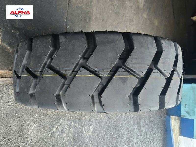 Lốp hơi xe nâng ASLAT 300-15 