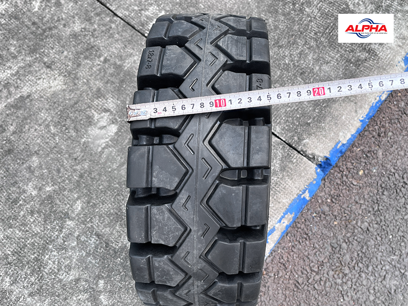 Lốp xe nâng Trelleborg 18x7-8 XP800 