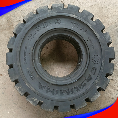 LỐP XE NÂNG ĐẶC CASUMINA CHÍNH HÃNG – LỰA CHỌN HÀNG ĐẦU CHO NHÀ XƯỞNG