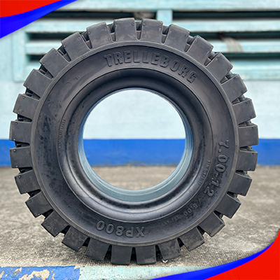 LỐP XE NÂNG TRELLEBORG 700-12 XP800 CHÍNH HÃNG